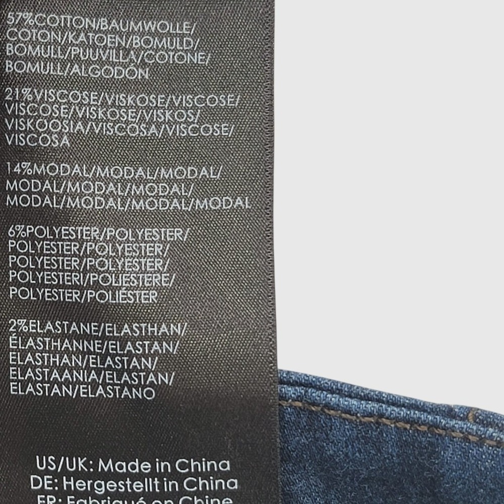 Liverpool Los Angeles 10/30 The Crop Pull On Stretch Jeans Dark Wash EUC - Picture 4 of 4